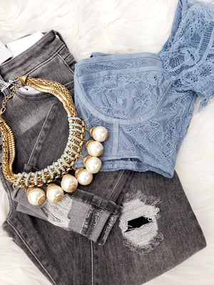 Image of Pearl Dangle Necklace 