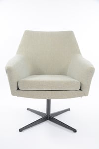 Image 3 of Fauteuils coquilles pivotantes or et mint