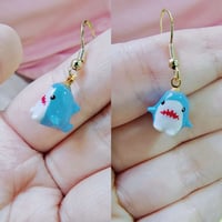 Image 1 of FFXIV BABY SHARK NECKLACE/EARRING (Pre-Order)