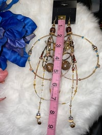 Image 2 of Gold trim 