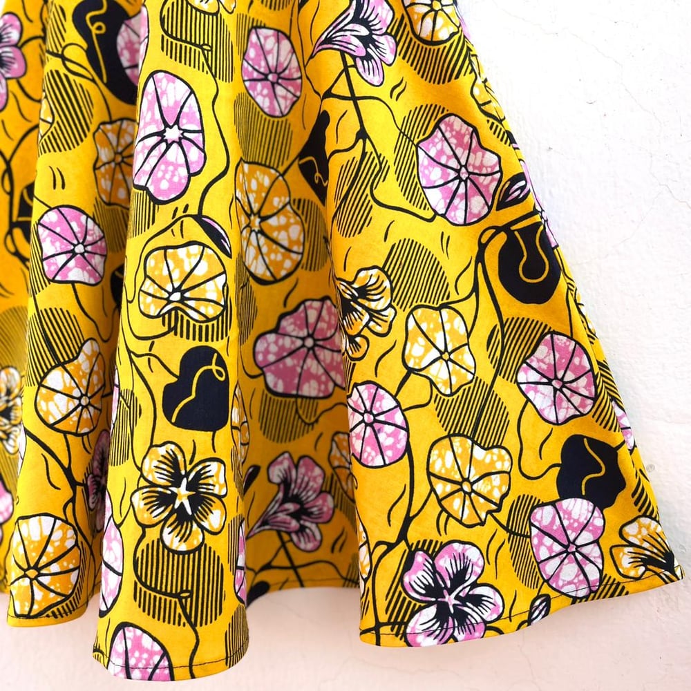 Image of Spin dress in Yellow Lily Pad