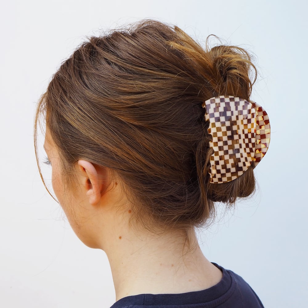 Image of *NEW* Honey Checker Hair Claw