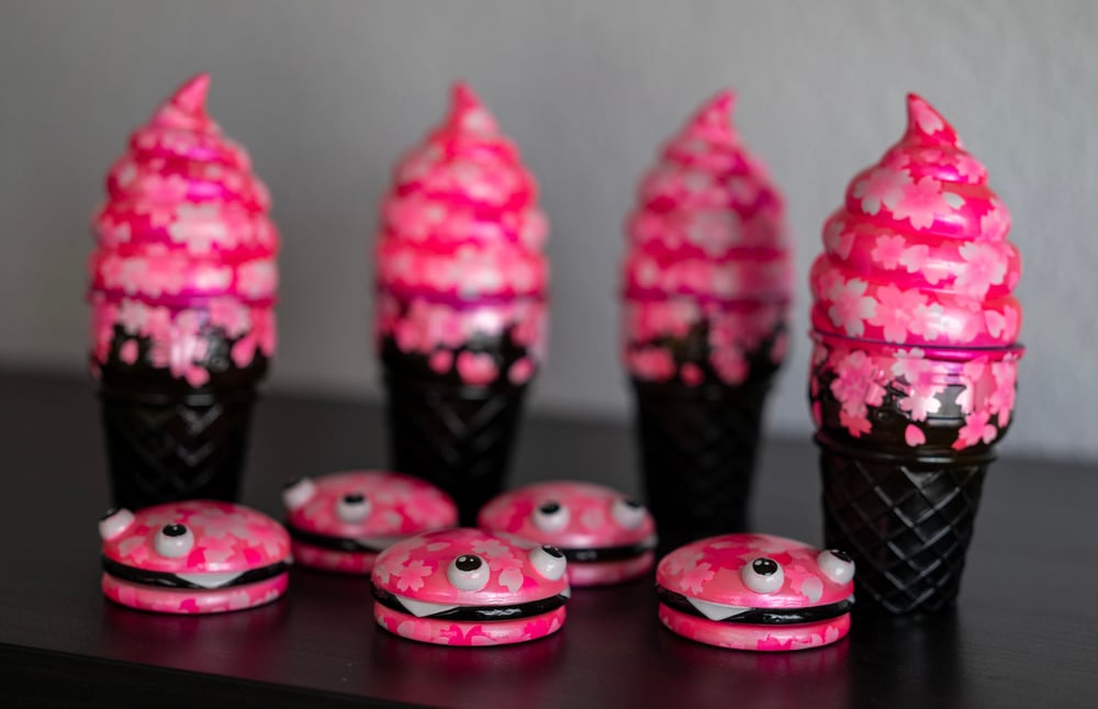 Image of Sakura Cones & Cranston