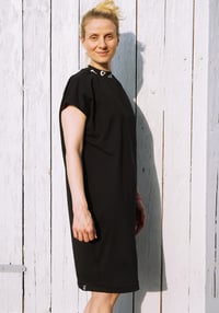 Image 2 of Kleid schwarz triangle