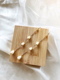 PIKAKE RAIN EARRINGS