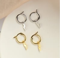 Image 1 of Classic Lightning Bolt Hoop Earrings (Silver 925)