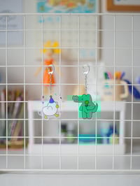 Image 2 of Party duck keychain