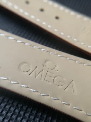 Image of NEW OMEGA 20mm DEPLOYMENT Leather Strap in Brown