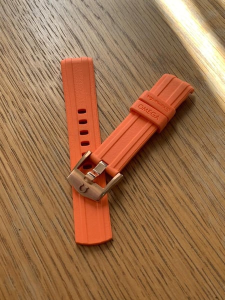 Image of Omega Seamaster 20MM orange Rubber Silicone Watch Strap with Rose Gold Buckle