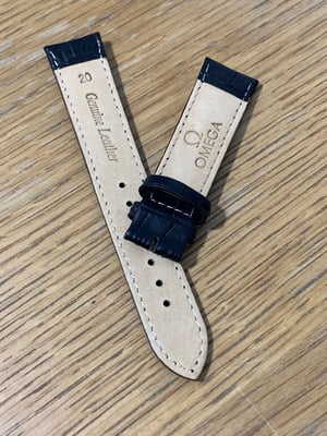 Image of Omega Black Padded Genuine leather Gents Watch Strap,Heavy Duty,20mm,New. (Without Buckle)