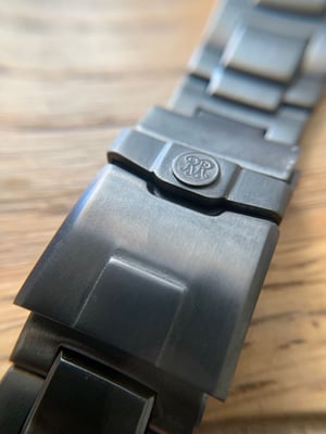 Image of Heavy Duty Black Steel RR Gents Watch Strap,For Tag Heuer Watches,New 22mm,Curved lugs