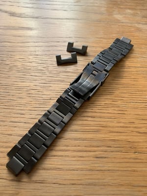 Image of Heavy Duty Black Steel RR Gents Watch Strap,For Tag Heuer Watches,New 22mm,Curved lugs