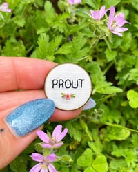 Image 3 of Broche prout