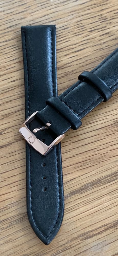 Image of omega,Top quality plain gents watch leather strap,black.18mm/20mm.omega engraved Rose Gold buckle