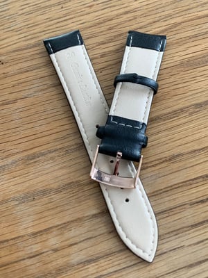 Image of omega,Top quality plain gents watch leather strap,black.18mm/20mm.omega engraved Rose Gold buckle