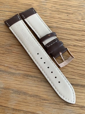 Image of omega,Top quality plain gents watch leather strap,brown 18mm/20mm.omega engraved Rose Gold buckle