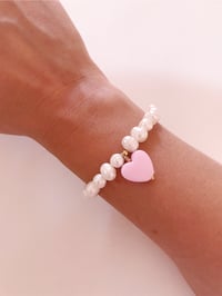 Image 3 of BRACELET NACRE ET COEUR