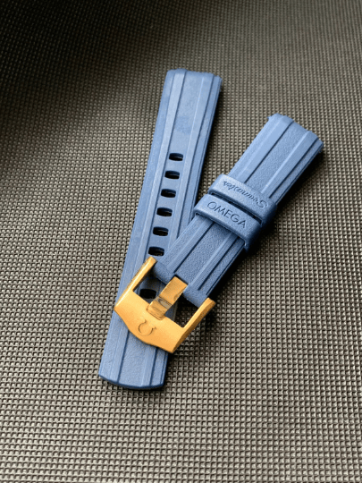 Image of Omega Seamaster 20MM Blue Rubber Silicone Watch Strap Waterproof Diver gold plated buckle