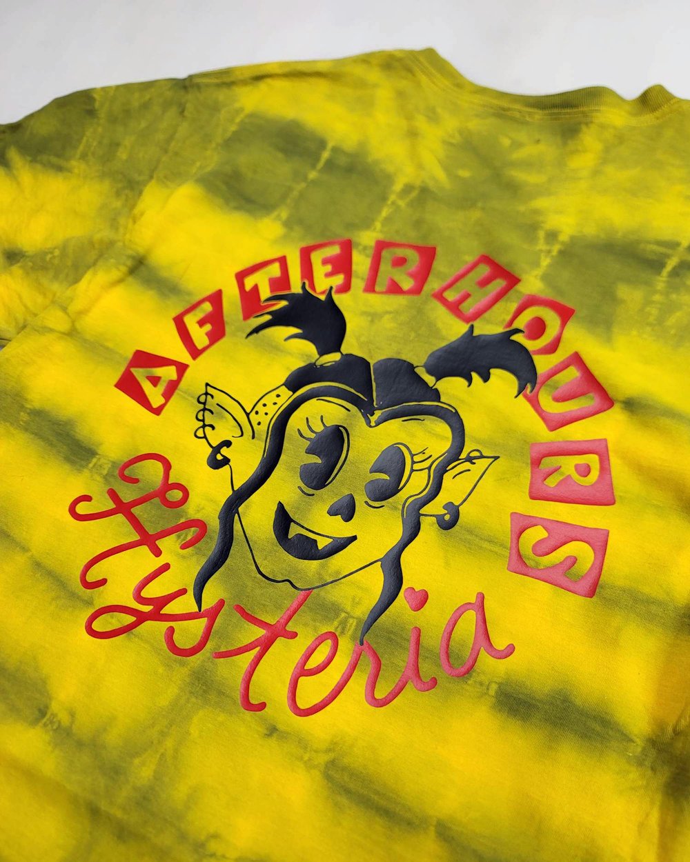 Hysteria 1 of 1 T-SHIRT