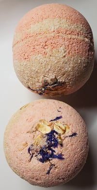 Image 4 of Natural Bath Bombs. XL- No Mica