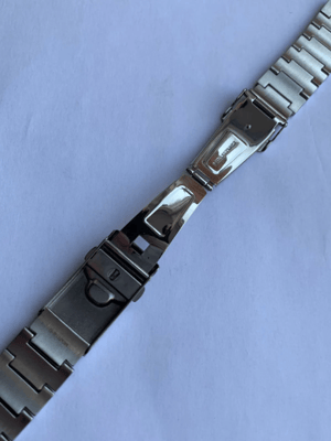 Image of Heavy duty genuine seiko sports gents watch strap,solid steel links/lugs.20mm.straight lugs,New.