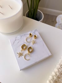 Image 3 of Moon & Stars (Gold)