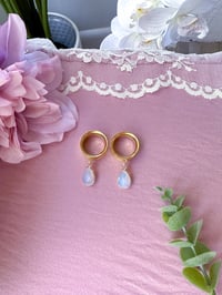 Image 3 of Opal Angel Tears (Gold)