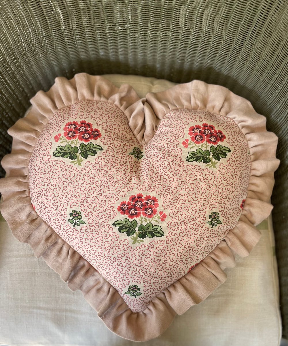 Image of Primula Heart Cushion - Pink