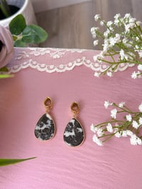 Image 2 of Zebra Jasper Teardrop Slices (Gold)