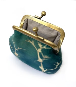 Image of Teal twiggery, velvet kisslock coin purse 