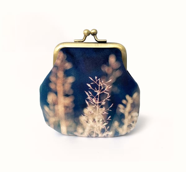 Image of Meadow grasses, velvet kisslock coin purse