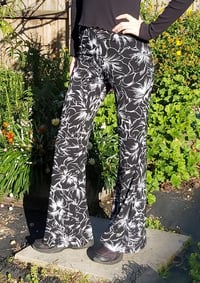 Image 2 of Black/white Hibiscus KAT Pants