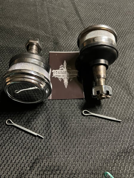 Image of LOWER BALL JOINTS CHROME