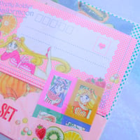 Image 3 of Sailor Moon Pretty Letter Set Nakayoshi Furoku (June 1995) [2]