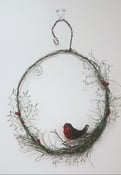 Image of Wire Wreath and Robin