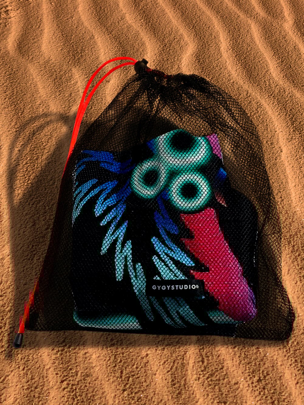 PALMTREE DREAMING TOWEL