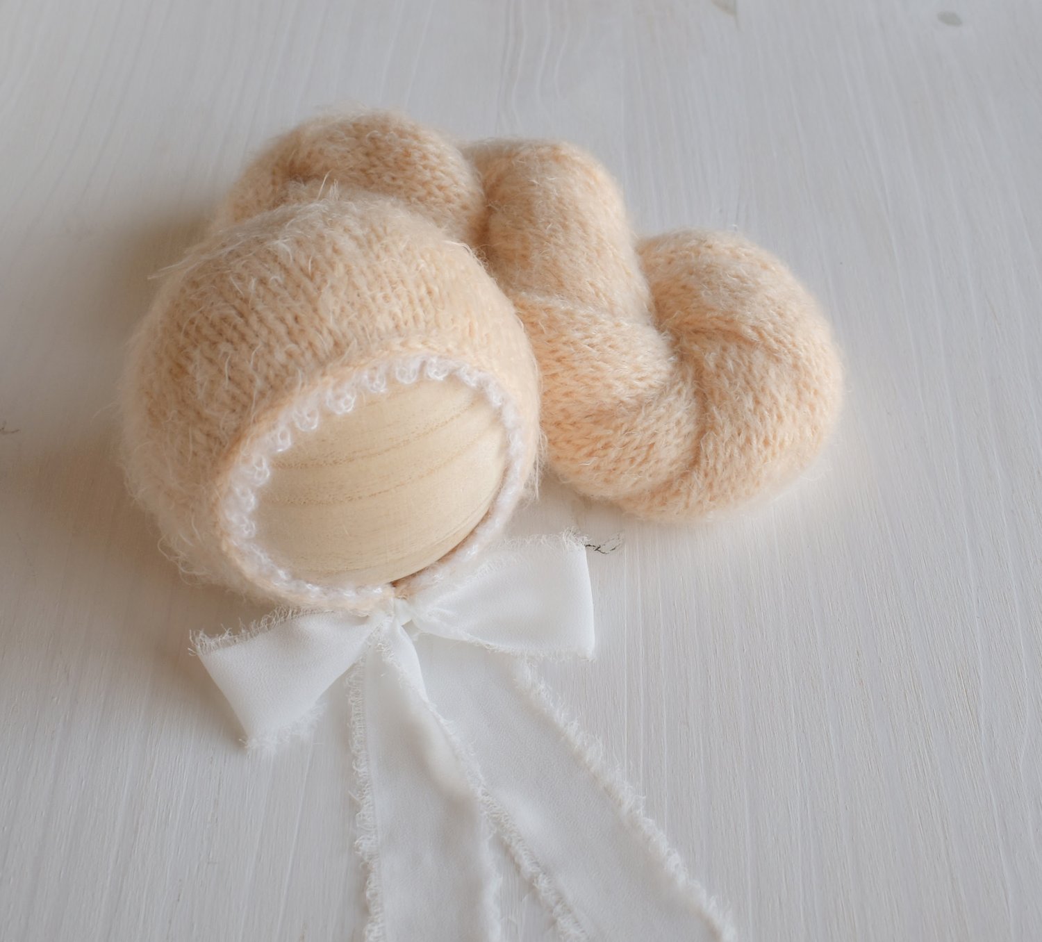 Image of Peach Fuzzy Knit Picot Trimmed Bonnet & Wrap