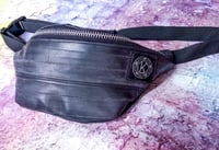 Image 5 of HIP BAG "plain black innertube"
