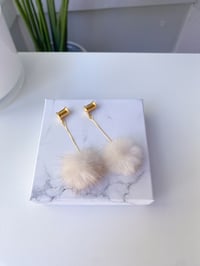 Image 2 of Champagne Poofs (Gold)