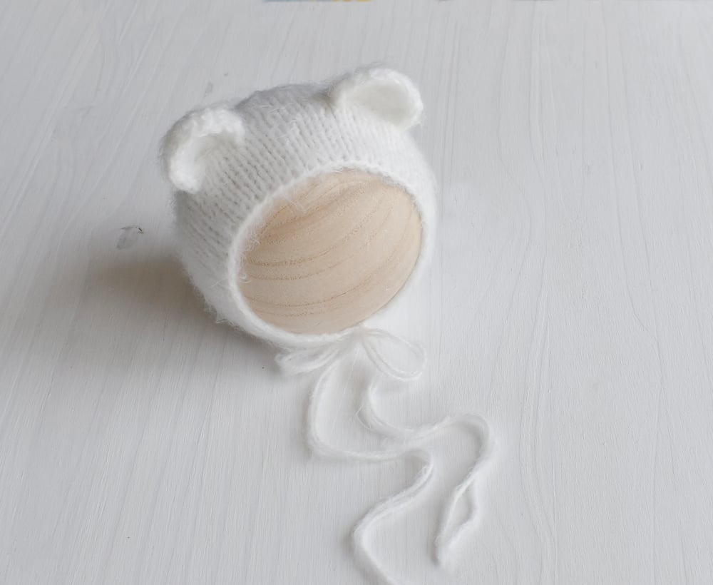 Image of Cream Fuzzy Knit Bonnet & Wrap