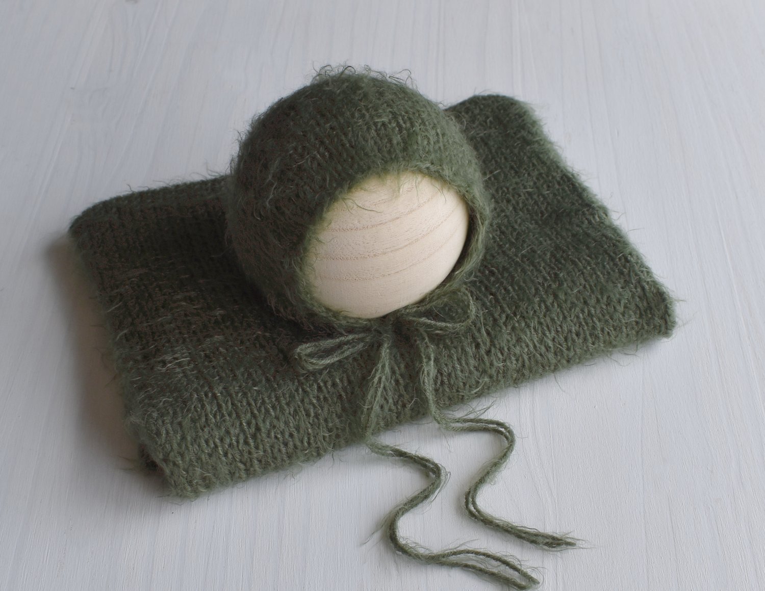 Image of Forest Green Fuzzy Knit Bonnet & Wrap