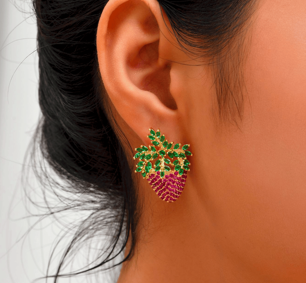 Image of STRAWBERRY CRUSH EARRINGS 