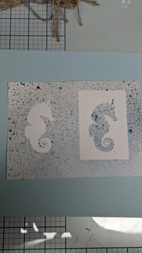 Image 3 of Mini seahorse stencil & mask