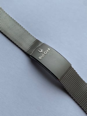 Image of Rare mesh bulova mens watch strap,17.3mm,curved lugs.used..