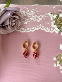 Image 2 of Red Strawberries (Gold)