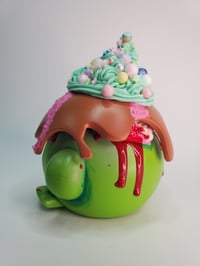 Image 2 of Zombie cupcake slime by creepymonsta 