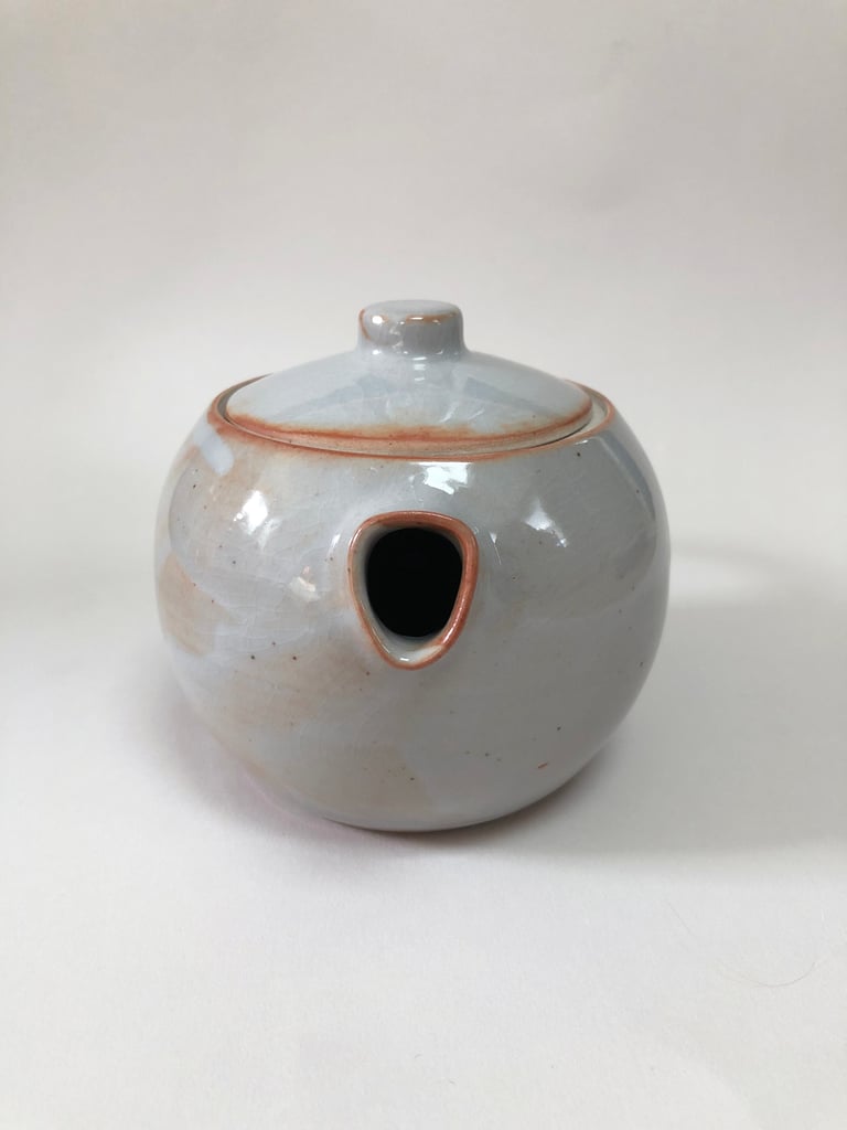 Shino Teapot Image 3