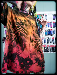 Image 4 of WooDGraiN Tree (Large)