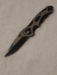 Image 5 of Folding Knife with Pocket Clip and Glass Braker