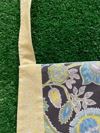 Image 4 of Adult Full Apron, Gray, Yellow, Blue and Green Paisley